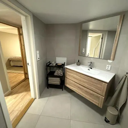 Large 1 Kilometer To Bryggen