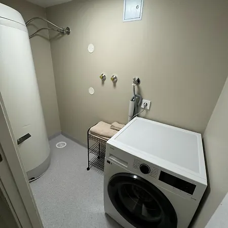 Large 1 Kilometer To Bryggen